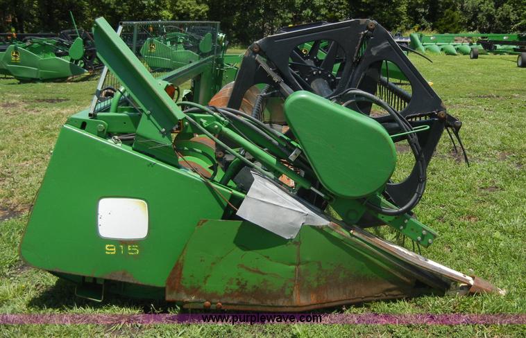 image for item A2110 John Deere 915 15' flex head