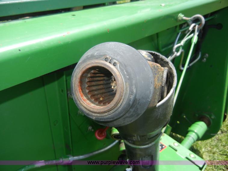 image for item A2110 John Deere 915 15' flex head