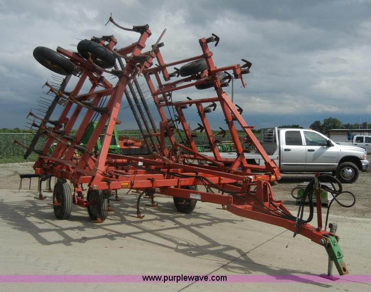 image for item A2115 Case IH 4800 Vibra shank field cultivator