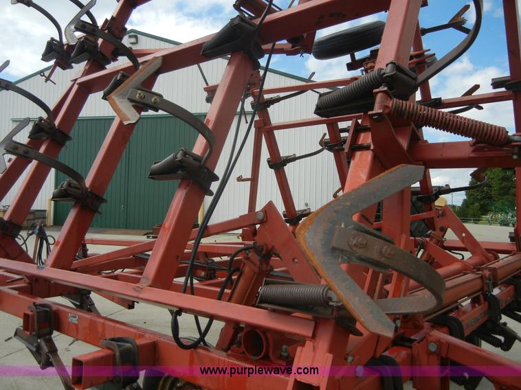 image for item A2115 Case IH 4800 Vibra shank field cultivator