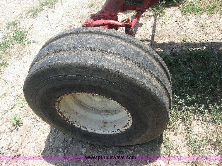 image for item A2507 1964 Farmall 706 tractor