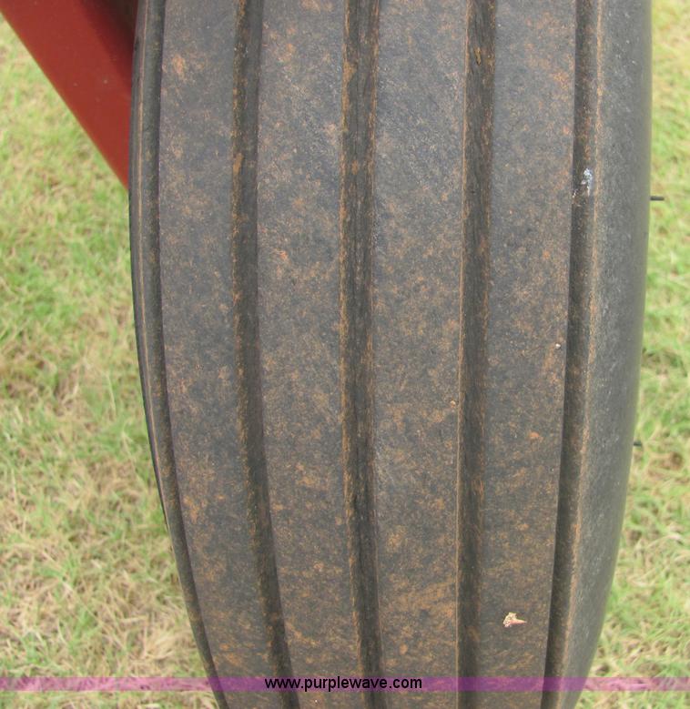 image for item A3613 2009 H&S BF16 bi-fold rake