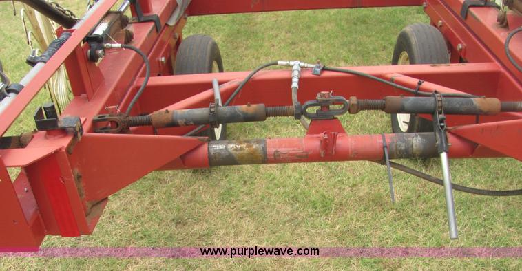 image for item A3613 2009 H&S BF16 bi-fold rake