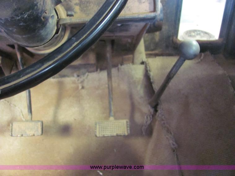 image for item A3678 1979 Versatile 855 tractor