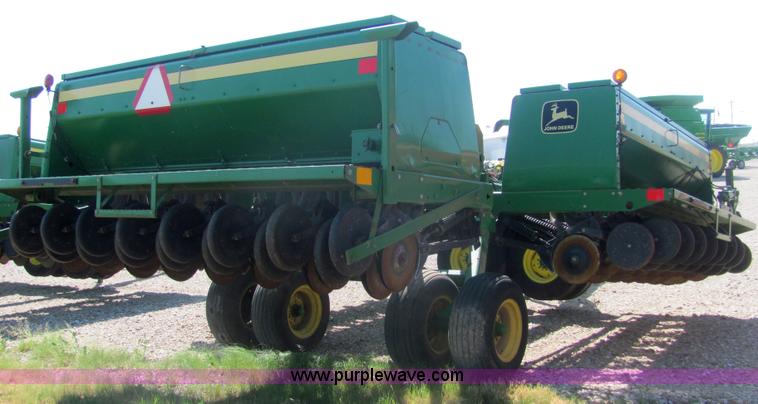 image for item A3681 1995 John Deere 455 35' folding drill