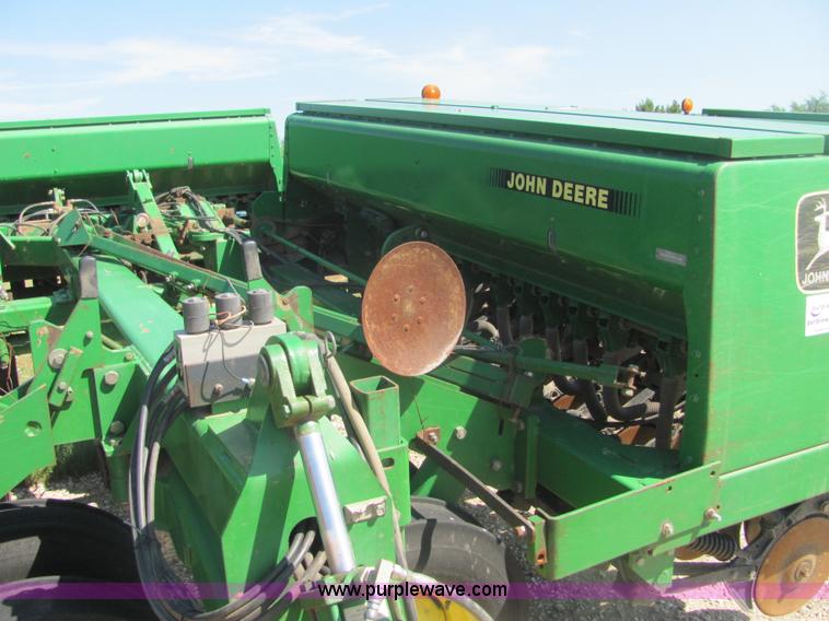 image for item A3681 1995 John Deere 455 35' folding drill