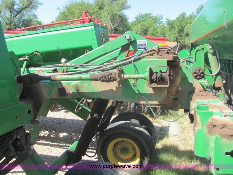 image for item A3681 1995 John Deere 455 35' folding drill