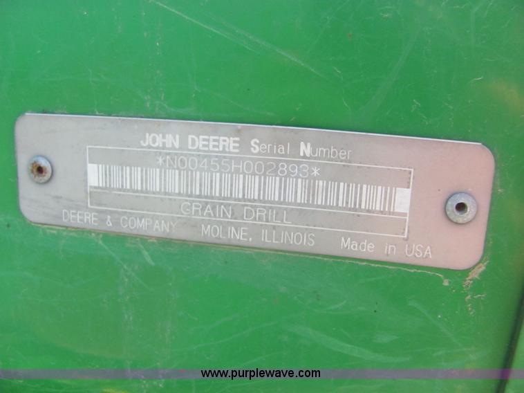 image for item A3681 1995 John Deere 455 35' folding drill