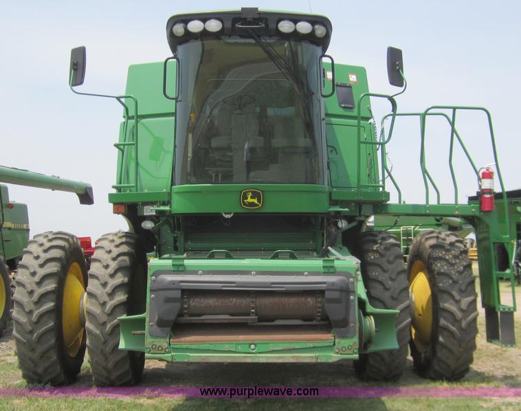 image for item A3750 2009 John Deere 9770 STS combine
