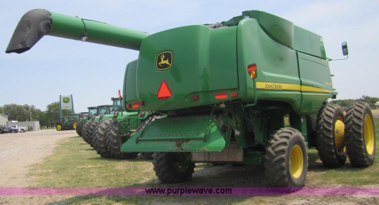 image for item A3750 2009 John Deere 9770 STS combine