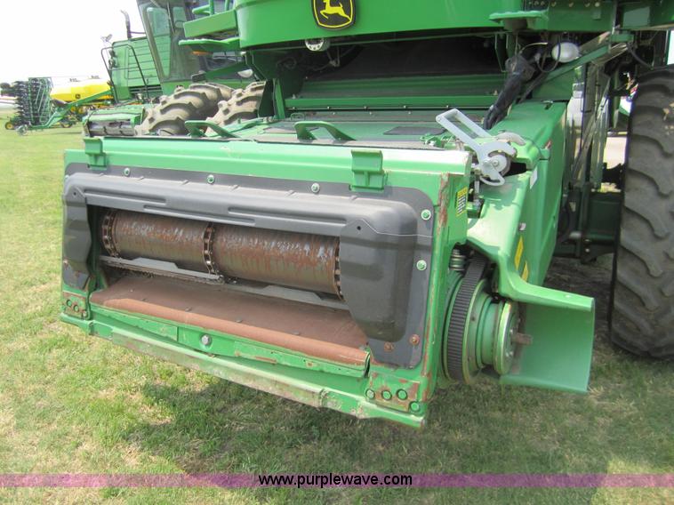 image for item A3750 2009 John Deere 9770 STS combine
