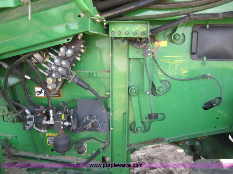image for item A3750 2009 John Deere 9770 STS combine