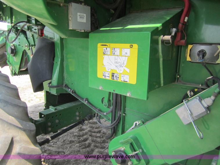 image for item A3750 2009 John Deere 9770 STS combine
