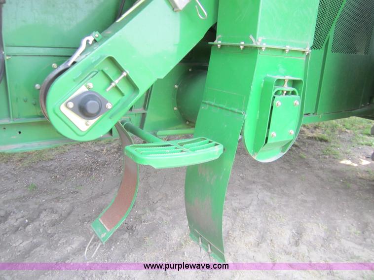image for item A3750 2009 John Deere 9770 STS combine
