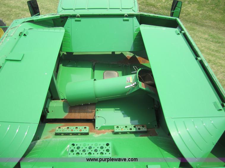 image for item A3750 2009 John Deere 9770 STS combine