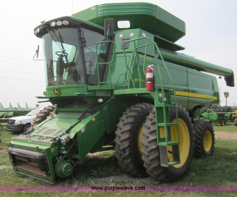 image for item A3751 2008 John Deere 9770 STS combine