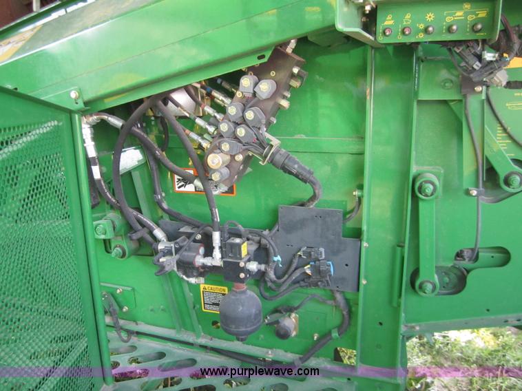 image for item A3751 2008 John Deere 9770 STS combine