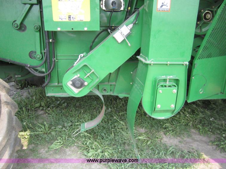 image for item A3751 2008 John Deere 9770 STS combine
