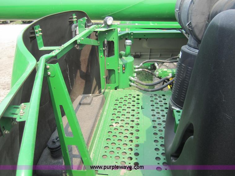 image for item A3751 2008 John Deere 9770 STS combine