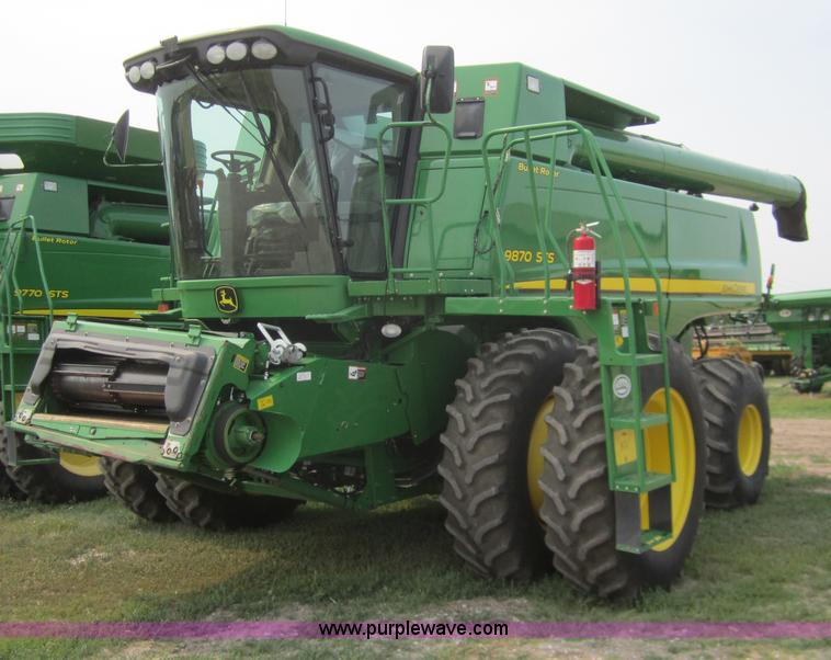 image for item A3752 2008 John Deere 9870 STS combine