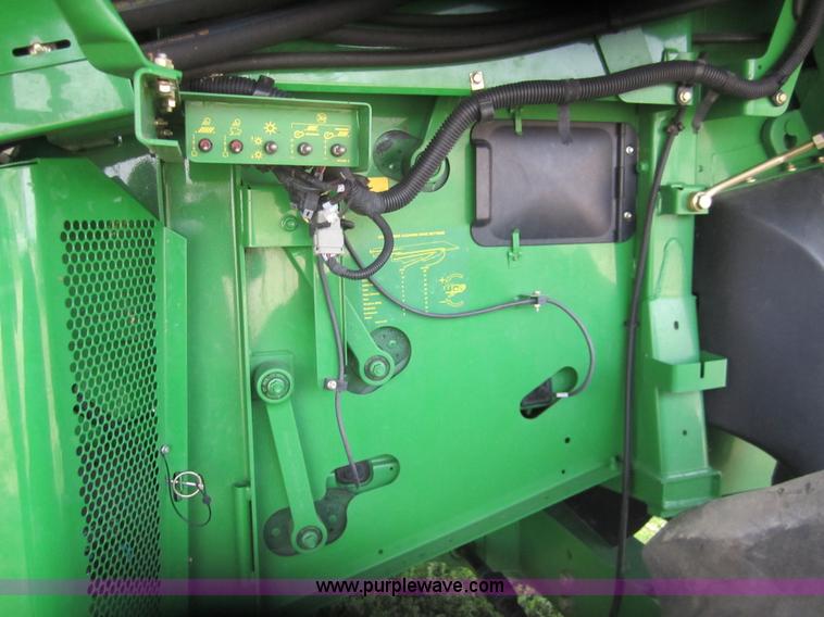 image for item A3752 2008 John Deere 9870 STS combine