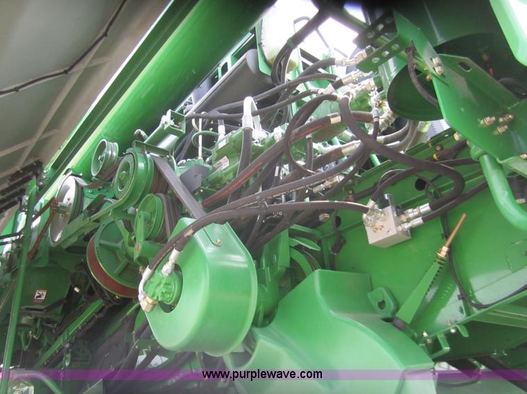 image for item A3752 2008 John Deere 9870 STS combine