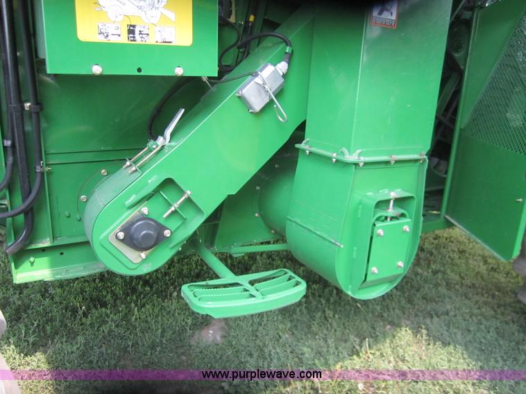 image for item A3752 2008 John Deere 9870 STS combine