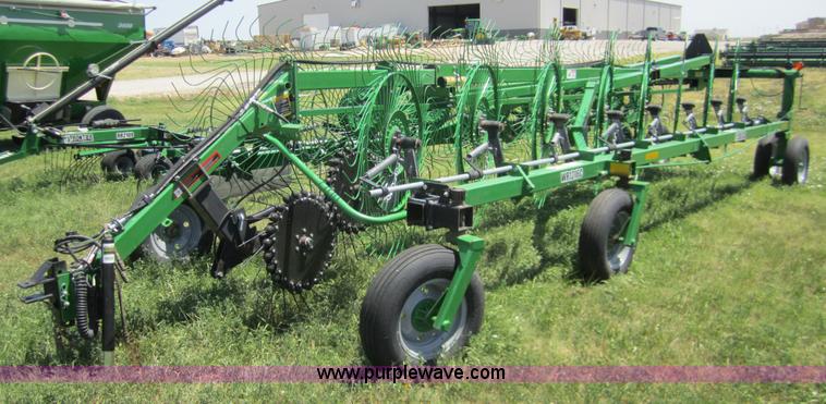 image for item A3756 2009 Frontier WR1216C wheel rake