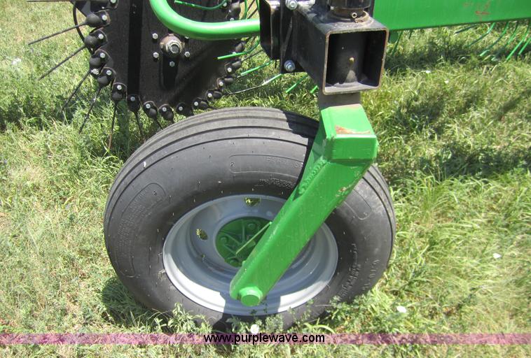 image for item A3756 2009 Frontier WR1216C wheel rake