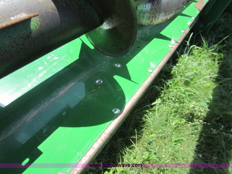 image for item A3758 1996 John Deere 893 8 row corn head