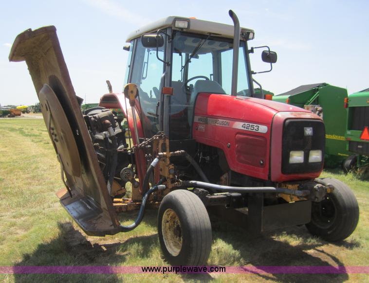 image for item A3771 1998 Massey-Ferguson 4253 tractor with belly mower