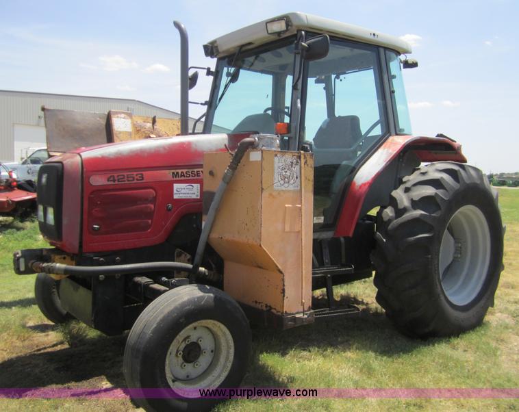 image for item A3771 1998 Massey-Ferguson 4253 tractor with belly mower