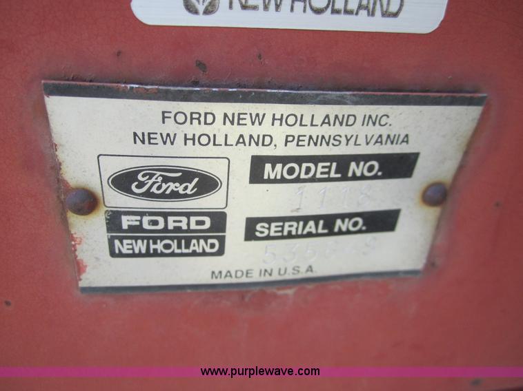 image for item A3772 1989 New Holland 1118 swather