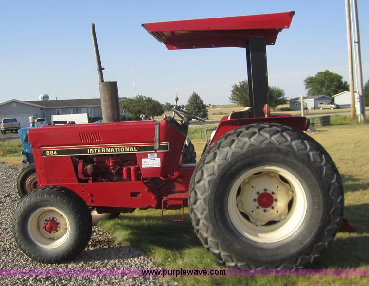 image for item A3773 1984 International 884 tractor