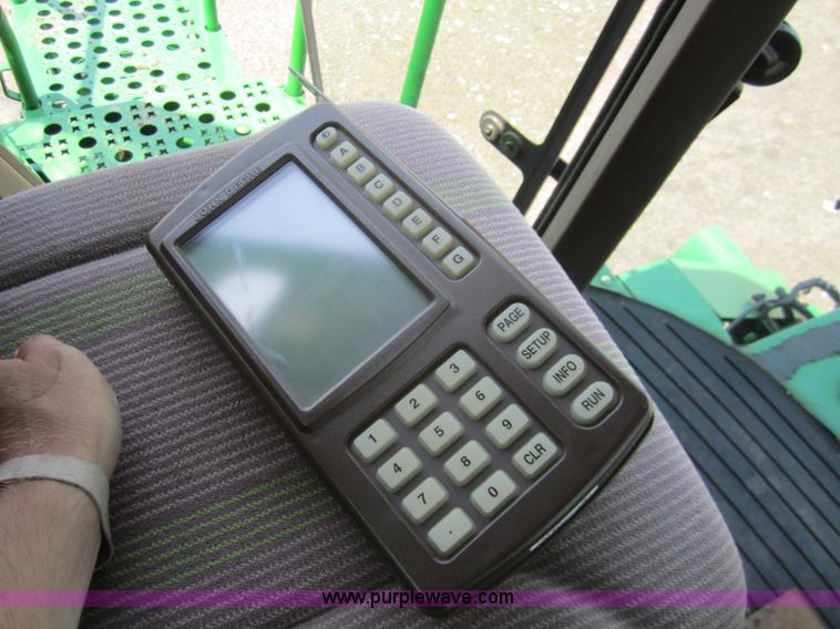 image for item A3782 2003 John Deere 9650 Walker combine