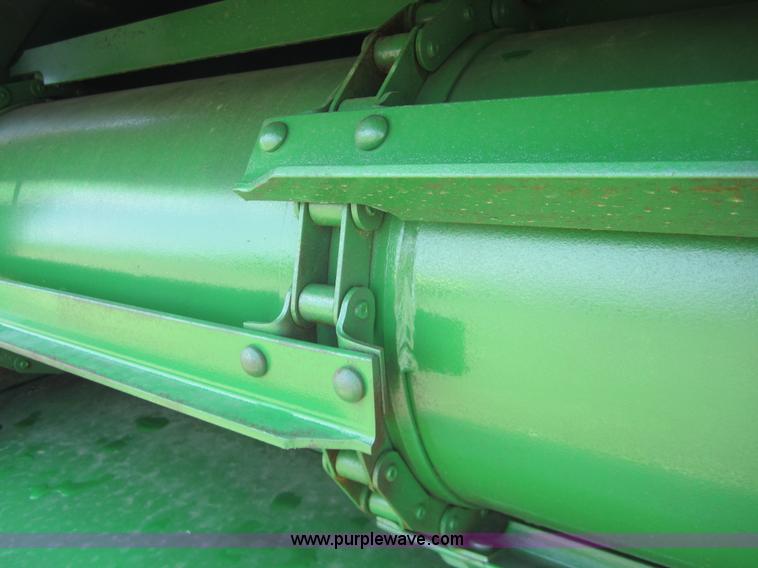 image for item A3782 2003 John Deere 9650 Walker combine