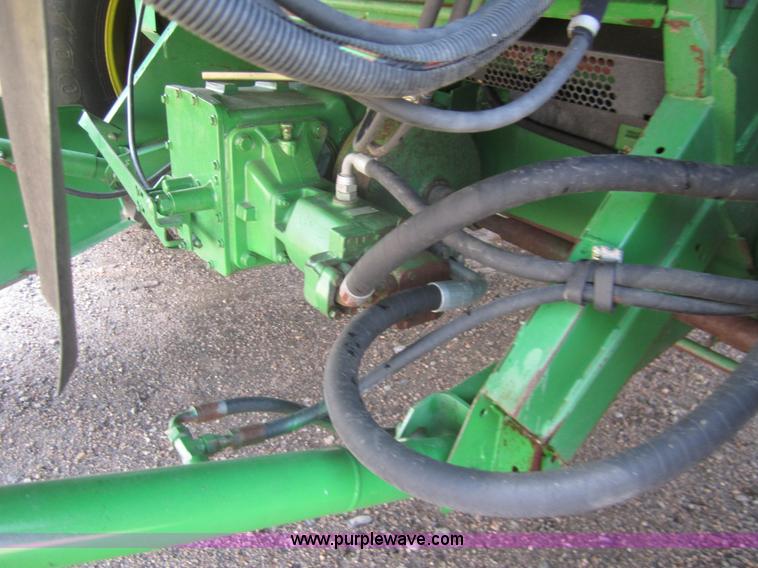 image for item A3782 2003 John Deere 9650 Walker combine