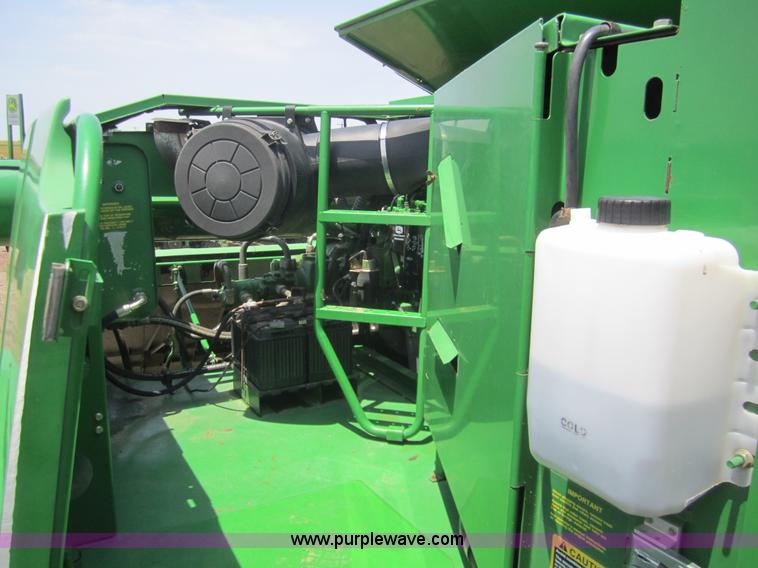 image for item A3782 2003 John Deere 9650 Walker combine