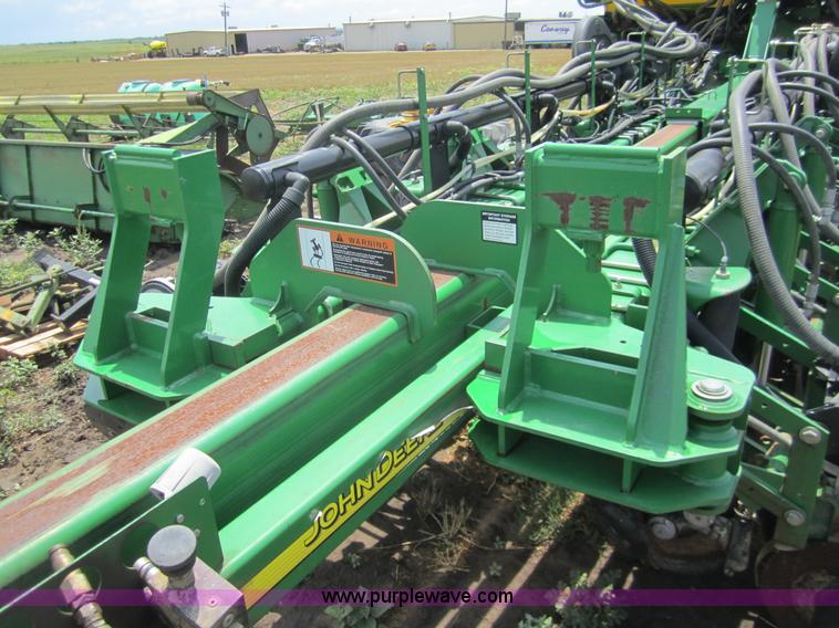 image for item A3783 2006 John Deere 1770NT CCS 16 row planter