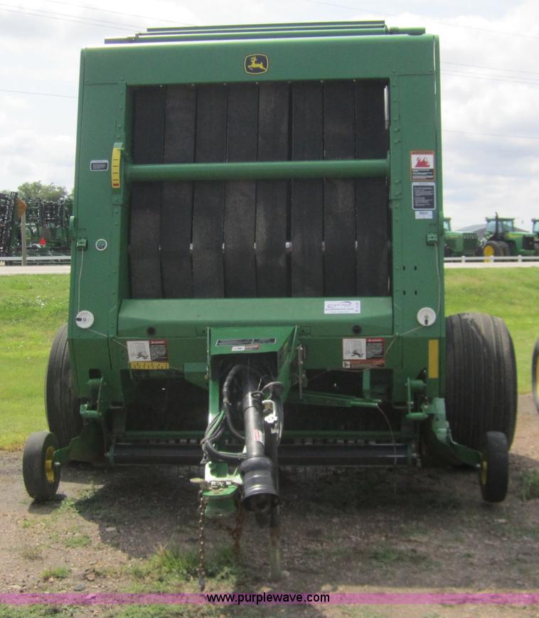 image for item A3787 2008 John Deere 568 round baler