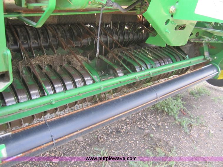 image for item A3787 2008 John Deere 568 round baler