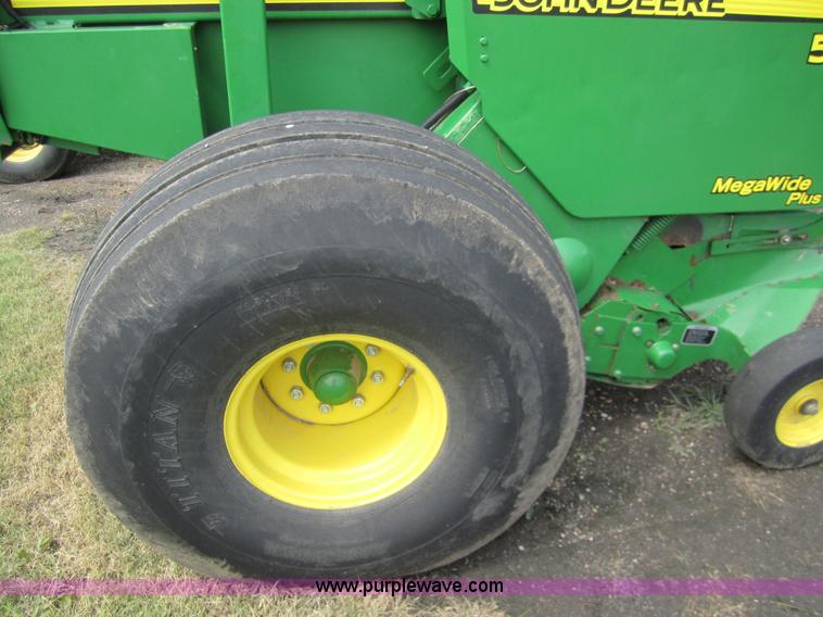 image for item A3787 2008 John Deere 568 round baler