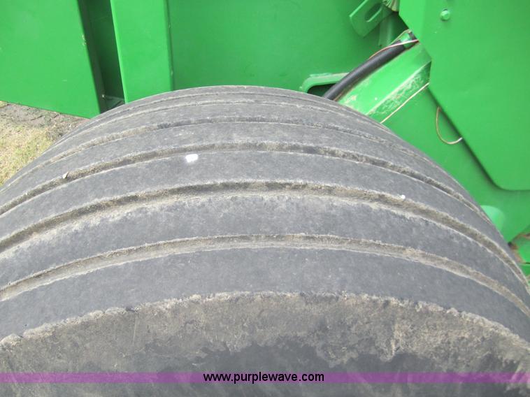 image for item A3787 2008 John Deere 568 round baler