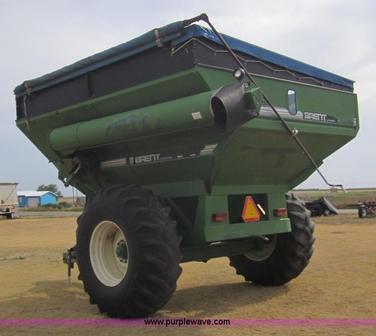 image for item A3842 Brent 672 grain cart