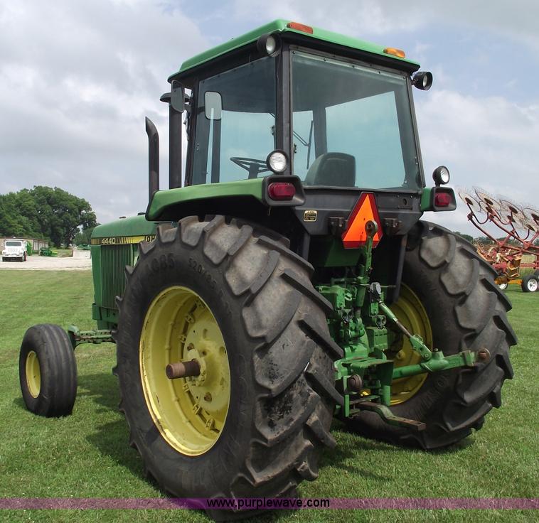 image for item A4166 1980 John Deere 4440 tractor