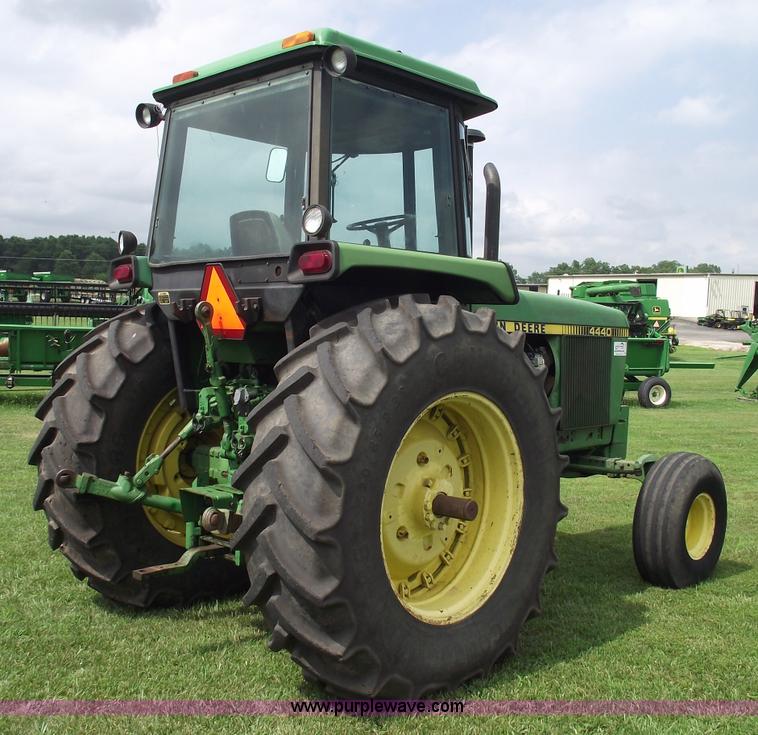 image for item A4166 1980 John Deere 4440 tractor