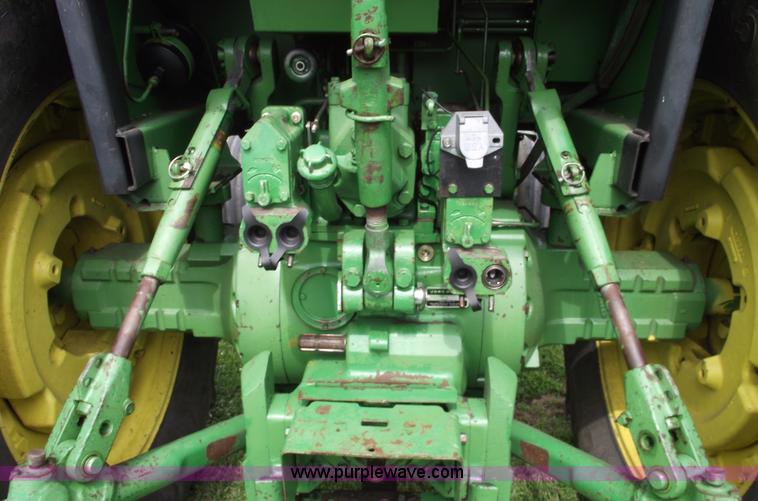 image for item A4166 1980 John Deere 4440 tractor