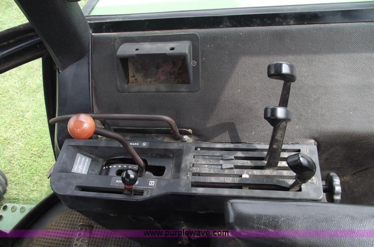 image for item A4166 1980 John Deere 4440 tractor