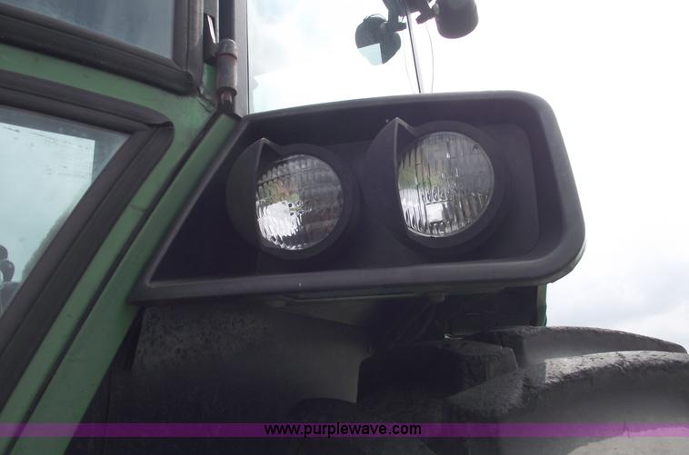 image for item A4166 1980 John Deere 4440 tractor