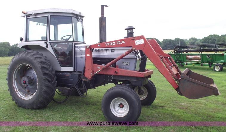 image for item A4167 1979 White 2-105 tractor